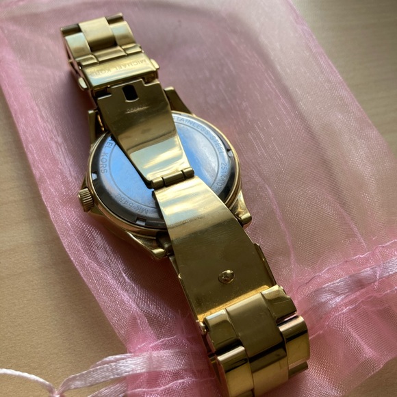 Gold Michael Kors Watch - Picture 4 of 6